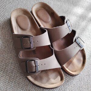 GUC CUSHIONAIRE Footbed Sandals-Lane Style